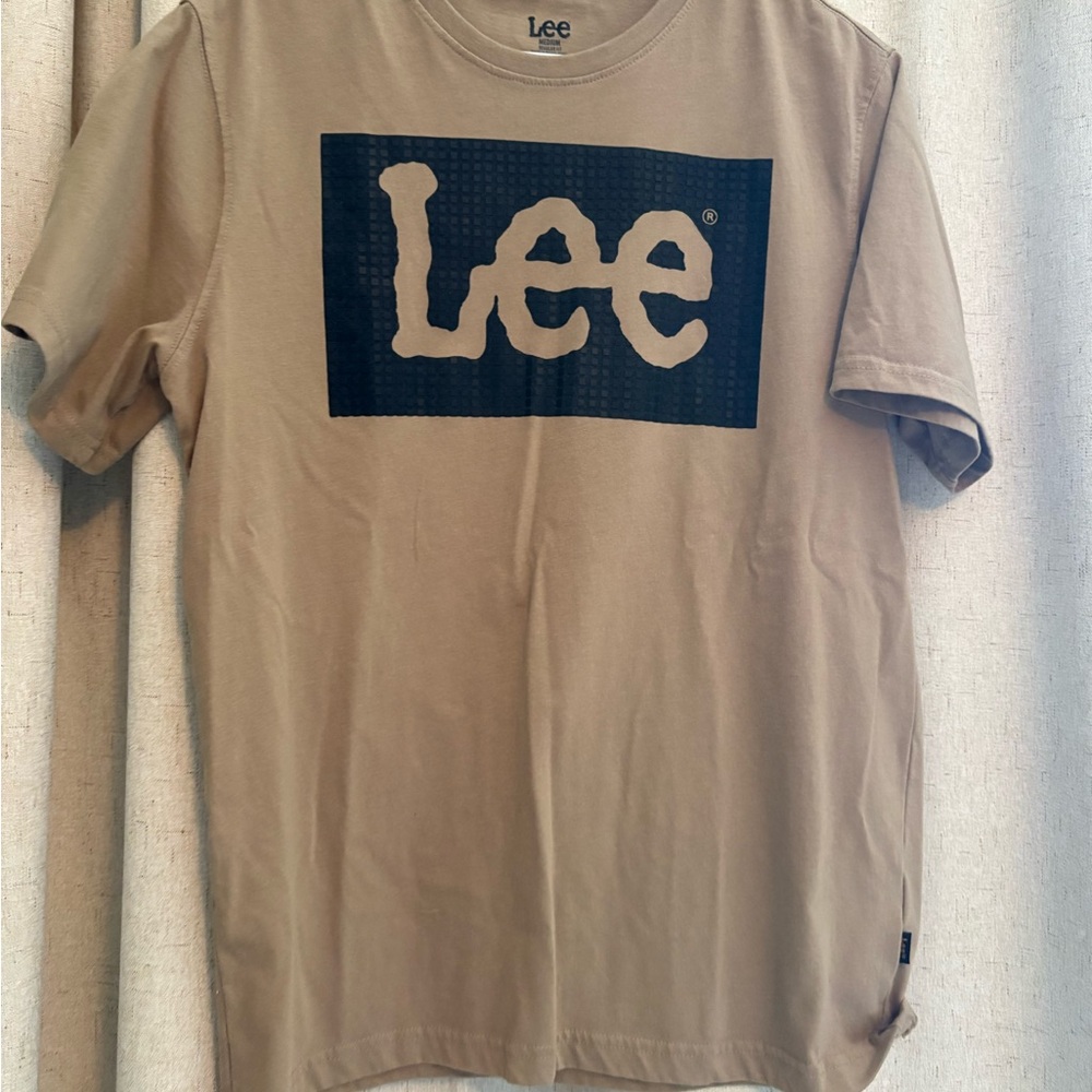Lee Logo T-Shirt Men’s Medium Beige Graphic Tee Regular Fit Casual
